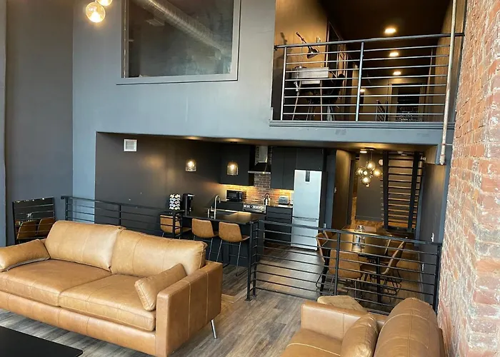 Derbycity Plush Loft Gather In Style By Hollyhock