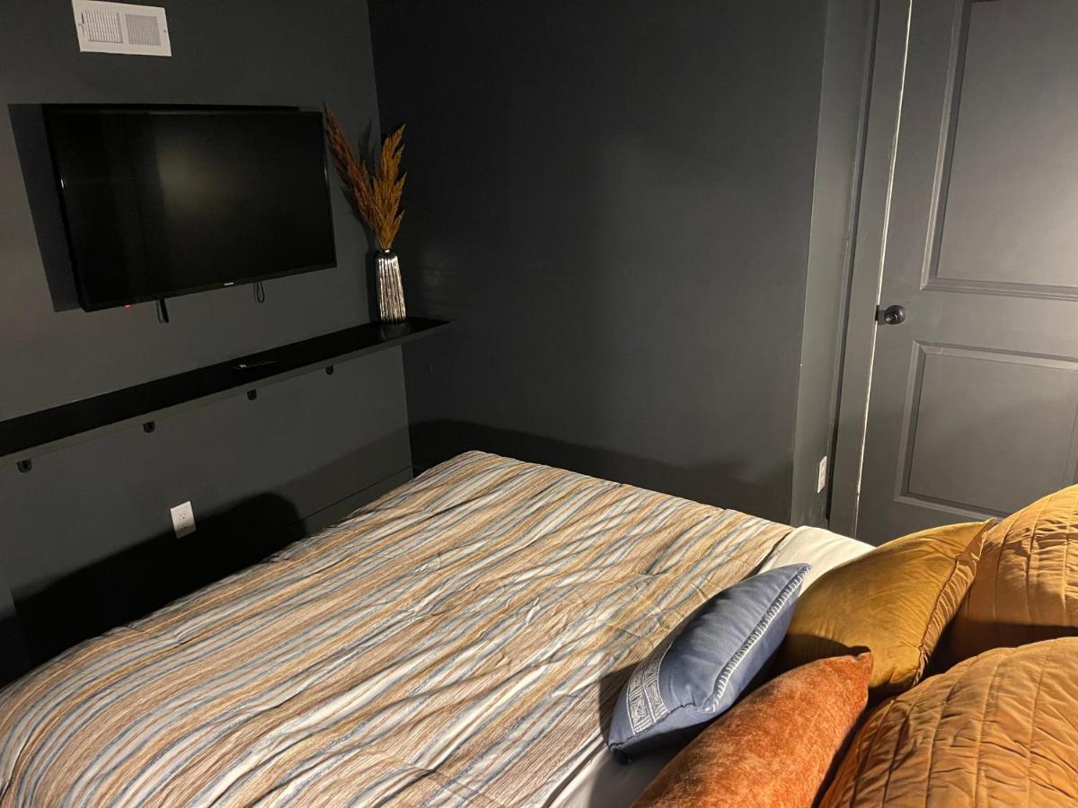 Derbycity Plush Loft Gather In Style By Hollyhock Apartment *