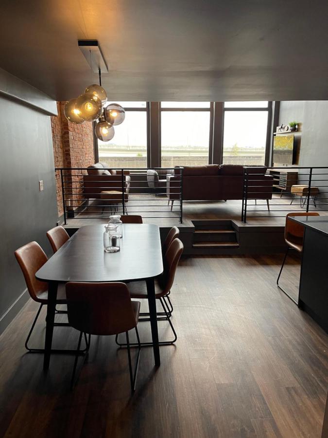 Derbycity Plush Loft Gather In Style By Hollyhock *