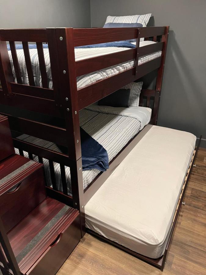 Apartment Derbycity Plush Loft Gather In Style By Hollyhock Louisville