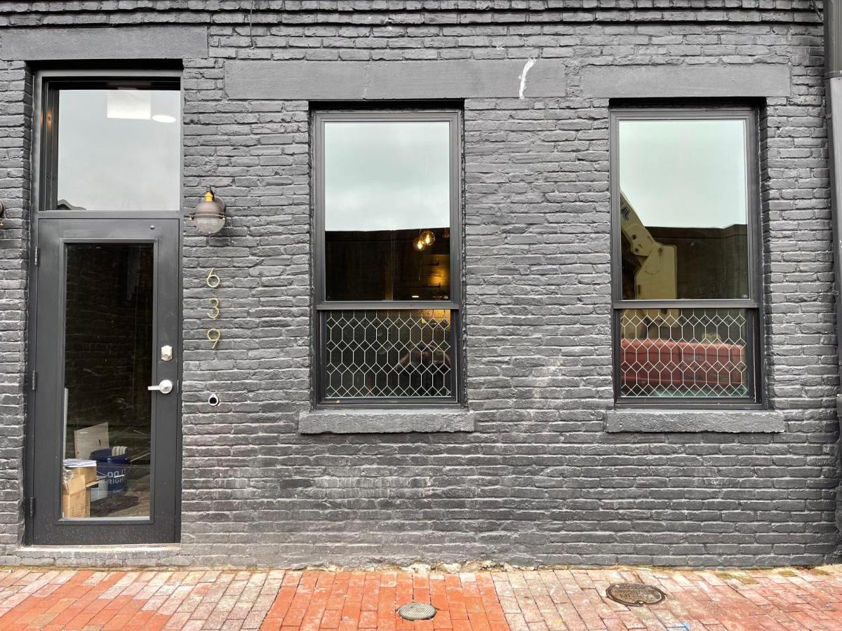 Apartment Derbycity Plush Loft Gather In Style By Hollyhock Louisville